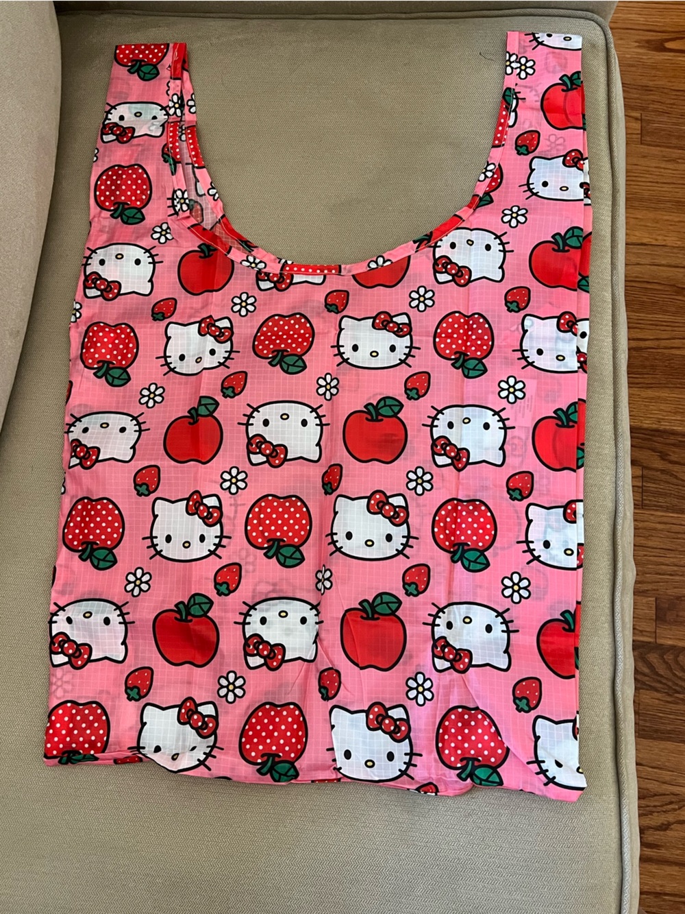 Hello Kitty Apple Reusable Bag Standard Size